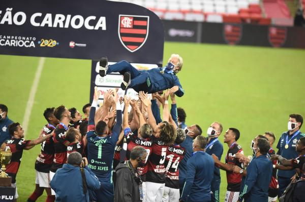 Landim conta com permanência de Jorge Jesus no Flamengo: "Segunda-feira, estará treinando o time"