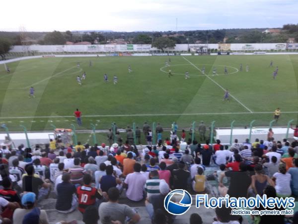 Cori-Sabb&aacute; empata em jogo contra o Piau&iacute; e ambos s&atilde;o eliminados do Campeonato Piauiense.(Imagem:FlorianoNews)