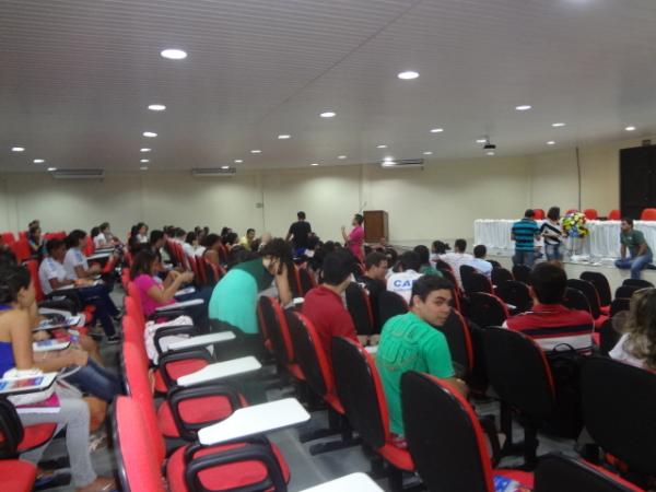 Movimento UFPI Livre em Floriano.(Imagem: FlorianoNews)