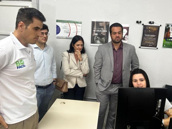 Comitiva de Alagoas visita o Piau&iacute; para conhecer programas contra roubo e furto de celulares(Imagem:Ascom SSP-PI)
