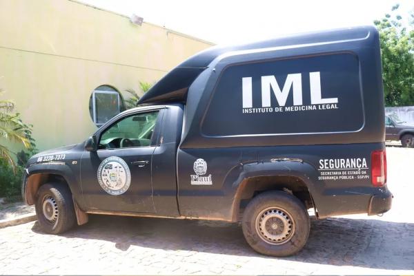 Homem é assassinado a tiros em bar em Altos, no Piauí