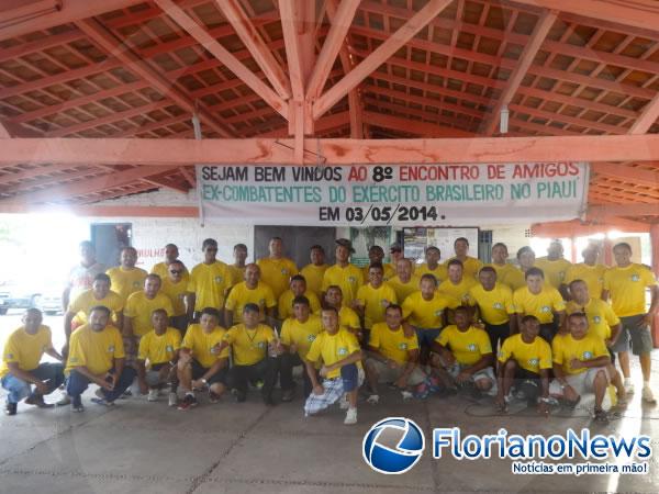 Associa&ccedil;&atilde;o dos Ex-Combatentes do Exercito realizou 8&ordm; encontro em Floriano.(Imagem:FloranoNews)
