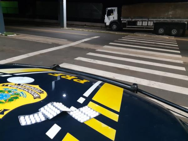 Apreens&atilde;o de Anfetaminas (rebites) em Valen&ccedil;a do Piau&iacute;(Imagem:Divulga&ccedil;&atilde;o/PRF)