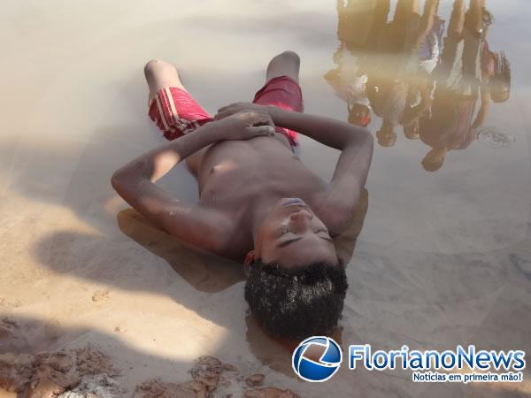 Adolescente é encontrado morto dentro de lago do cano da Agespisa em Floriano.(Imagem:FlorianoNews)