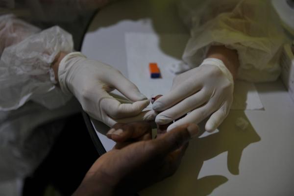Piauí registrou 1.085 novos casos de Covid-19 e 20 óbitos pela doença em 24 horas, diz Sesapi