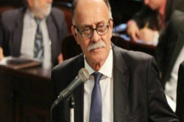 Deputado apresenta projeto para retirar o topless da categoria ato obsceno