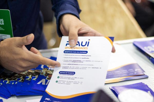PIT cadastrará profissionais na plataforma Piauí Oportunidades durante a Feira Emprega Transporte