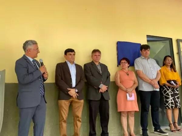Uespi entrega laboratório de informática para Centro de Educação, Comunicação e Artes em Teresina