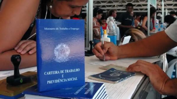 Sine-PI divulga lista com mais de 336 vagas; 132 para pessoas com deficiência