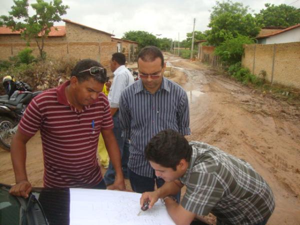 revisao de projeto de Cal&ccedil;amento de rua no bairro Princesa do Sul(Imagem:reda&ccedil;ao)