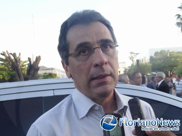 Prefeito Gilberto J&uacute;nior(Imagem:FlorianoNews)