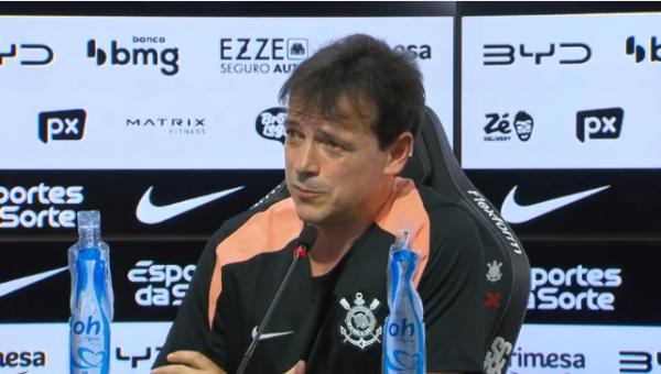 Diniz planeja recuperar atletas do Corinthians em má fase e reavaliar situação de Alex Santana