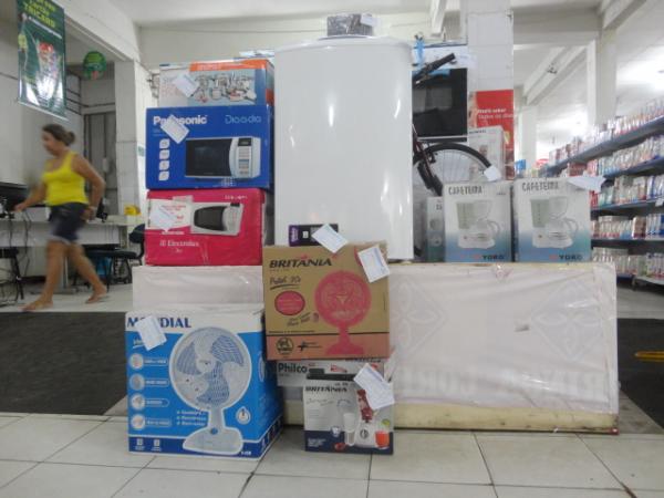 Teresina Supermercado realizou sorteio de Prêmios.(Imagem:FlorianoNews)