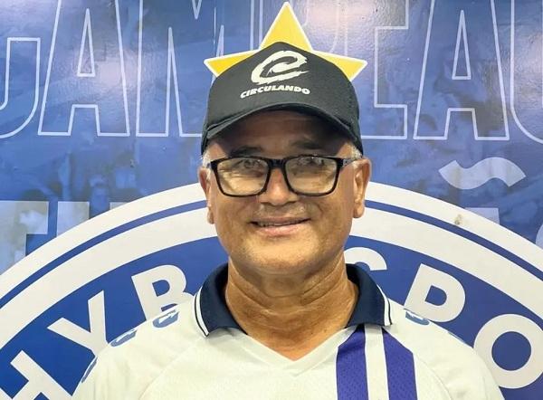  Oliveira Canid&eacute;, t&eacute;cnico do Parnahyba.(Imagem: Divulga&ccedil;&atilde;o/Parnahyba S.C. )
