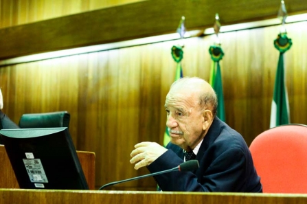 Após 30 anos, Juraci Leite se despede da Assembleia Lesgislativa