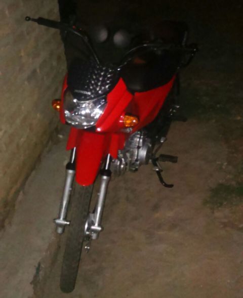 Polícia Militar apreende motocicleta roubada em Floriano