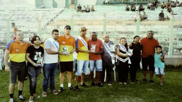 Amistoso entre Atletas do Futuro e Sampaio Corr&ecirc;a termina com empate em Floriano.(Imagem:FlorianoNews)