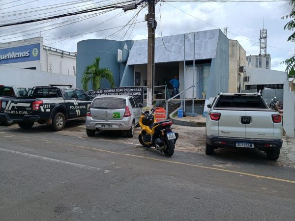 Polícia Civil de Floriano restitui 15 aparelhos celulares roubados e furtados aos legítimos donos
