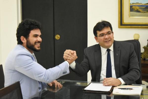 Governador anuncia mais de R$ 6 milhões para pavimentação de ruas em Floriano