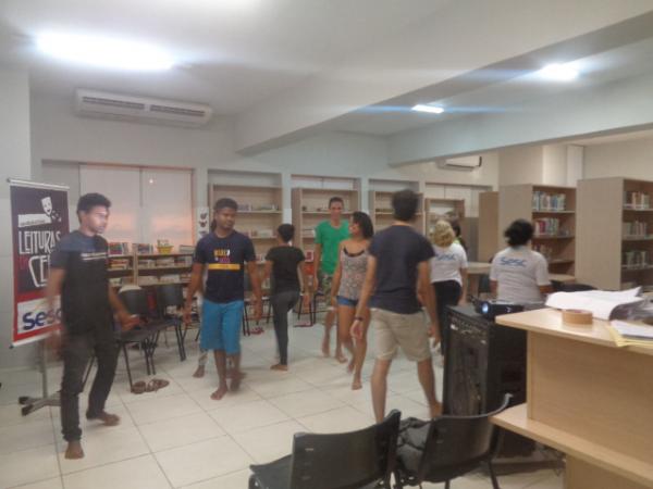 SESC de Floriano promove curso de dramaturgia