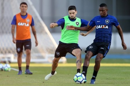 Botafogo encerra segunda rodada do Brasileirão contra o Sport