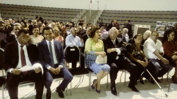 Centro Cultural Conegundes Gon&ccedil;alves &eacute; inaugurado em Floriano.(Imagem:FlorianoNews)