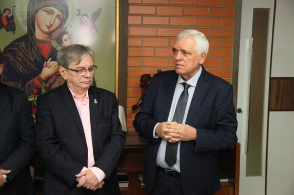 Em audiência com senador Elmano, deputado Themístocles busca recursos para HU