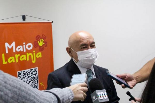  Presidente do TJ-PI, desembargador Jos&eacute; Ribamar Oliveira, no lan&ccedil;amento da campanha Maio Laranja de 2022.(Imagem:TJ-PI )