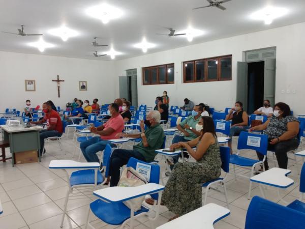 Lan&ccedil;ada em Floriano a Campanha 