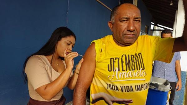 Prefeitura de Floriano intensifica combate à dengue com vacinação e ações de conscientização