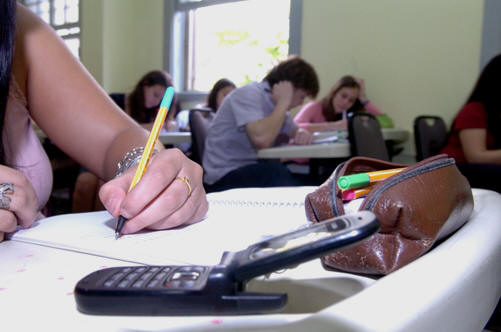 Blitz do celular nas escolas