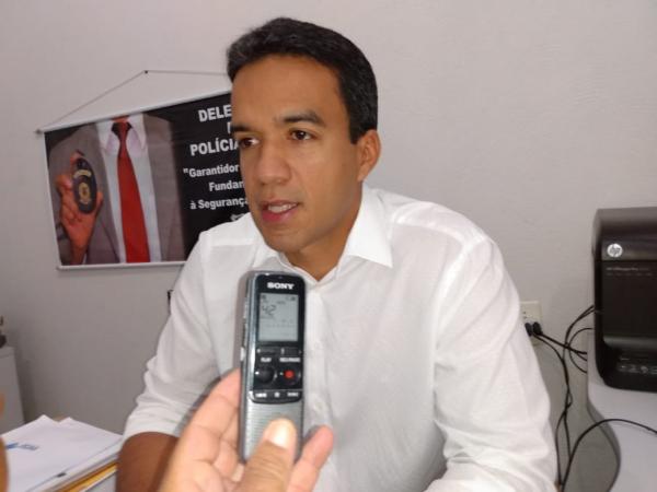Presos cavam buraco e tentam fugir de delegacia em Floriano