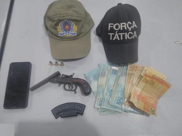 Floriano: Abordagem policial resulta na detecção de arma de fogo e condução de indivíduo