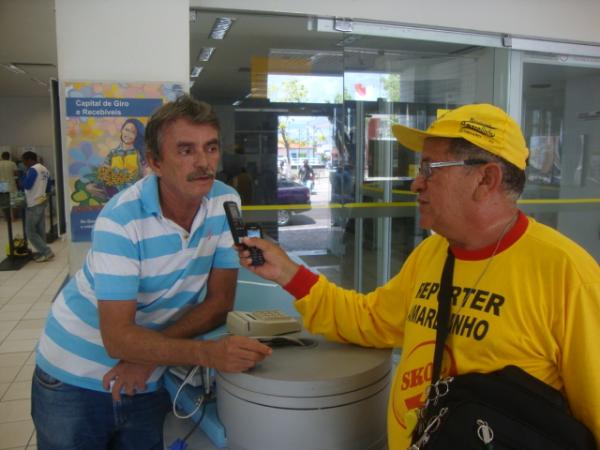 Abderaman chefe da eletrobras de Floriano falando das oscila&ccedil;&otilde;es de energia(Imagem:reda&ccedil;&atilde;o)