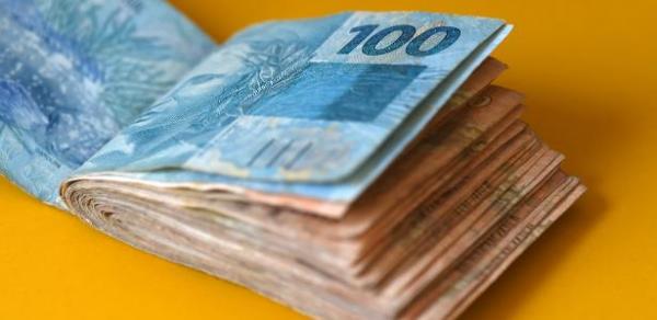 Orçamento: governo reduz de R$ 1.079 para R$ 1.067 proposta para o salário mínimo em 2021