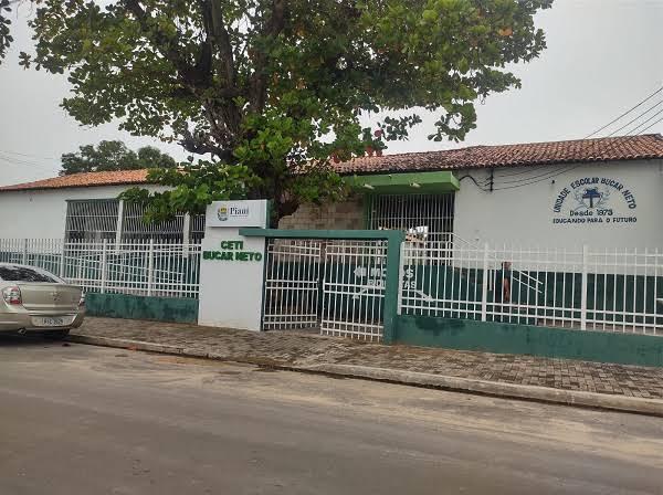 Estudante é ferido na frente de escola em Floriano; suspeitos são ex-alunos do colégio