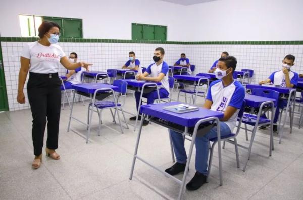 Governo do Piauí convoca 300 professores para ocupar vagas em 90 municípios; veja a lista