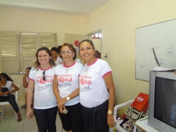 Movimento Outubro Rosa &eacute; realizado em Bar&atilde;o de Graja&uacute;.(Imagem:FlorianoNews)