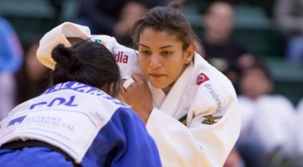 Ouro de Sarah no Pan retoma atitude e confiança da judoca, analisa técnico