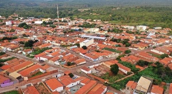 Eleitores de Dom Expedito Lopes escolhem novo prefeito em março