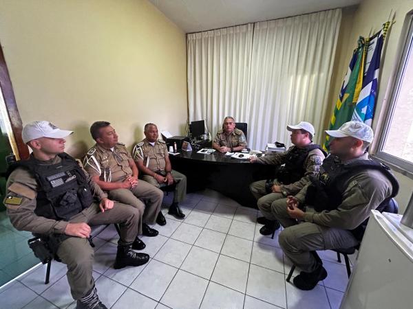 3º BPM realiza reunião com equipe de trânsito para planejar ações de 2025