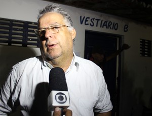 Em despedida, Josué Teixeira avalia que grupo reduzido prejudicou Fla-PI