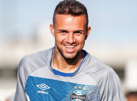 Grêmio: Luan pede para jogar e é aprovado em teste final para encarar o River