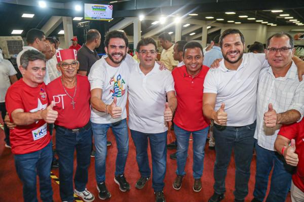  Rafael lan&ccedil;a em Floriano plataforma para popula&ccedil;&atilde;o enviar sugest&otilde;es ao Plano de Governo 2027-2030(Imagem:Divulga&ccedil;&atilde;o)