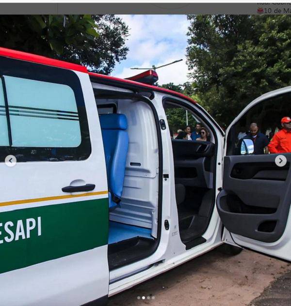 HTN recebe nova ambulância durante visita do governador e anuncia ampliação de leitos