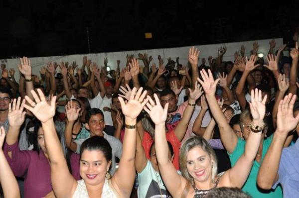 Juventude discute pol&iacute;ticas p&uacute;blicas com pr&eacute;-candidato a prefeito do Floriano.(Imagem:Reprodu&ccedil;&atilde;o/Facebook)