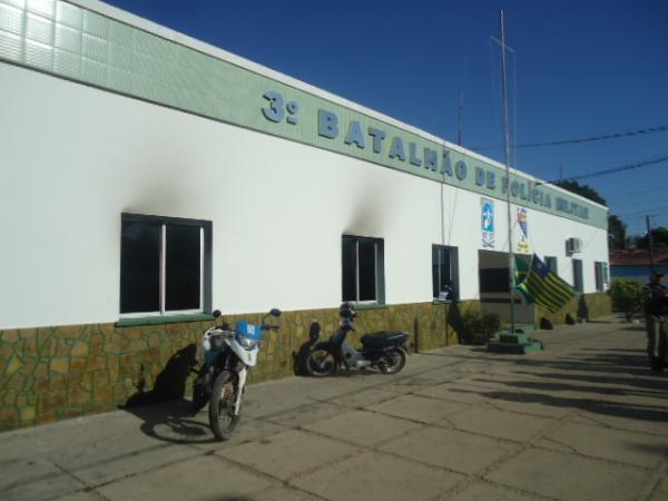 Plantão da PM registra arrombamento, ameaça e furto de motocicleta