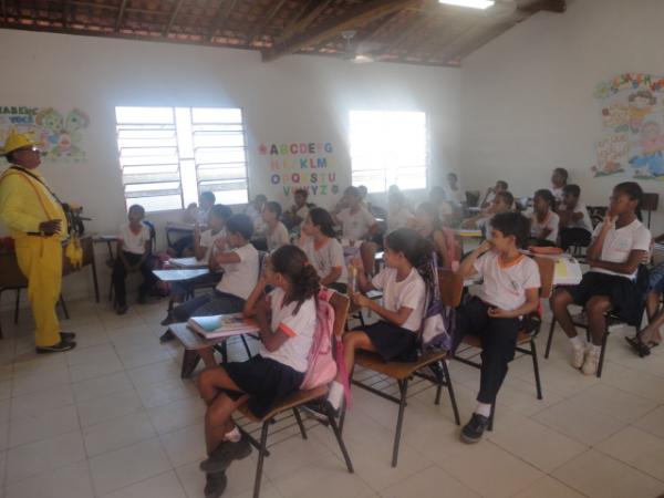 Escola Ant&ocirc;nio Waquim(Imagem:FlorianoNews)