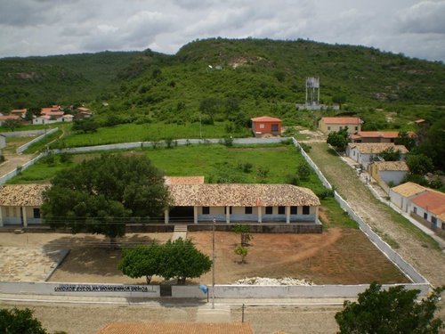 Promotoria investiga prefeito que estaria cortando água de "traidores"