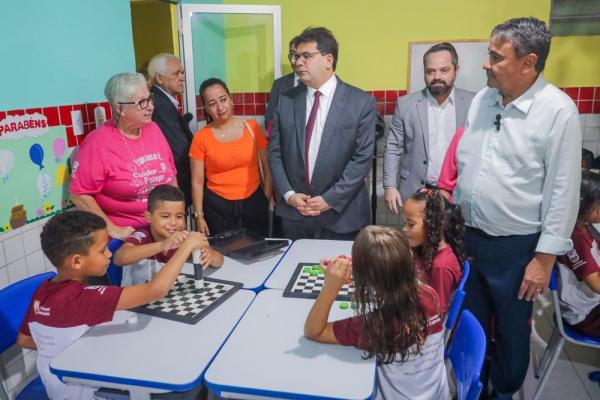 Rafael Fonteles participa de anivers&aacute;rio solid&aacute;rio do ministro Wellington Dias em Teresina(Imagem:Divulga&ccedil;&atilde;o)